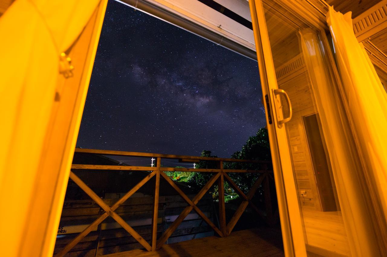石垣島コテージakeeesi365 Ishigaki  Buitenkant foto